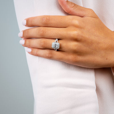 Illusion Setting Diamond Engagement Ring